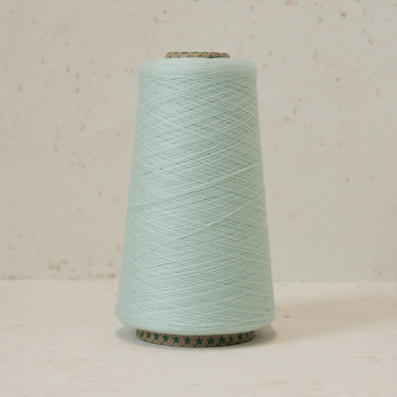 100% ULTRA FINE BASOLAN MERINO YARN,16.5 MICRON Nm 3/85